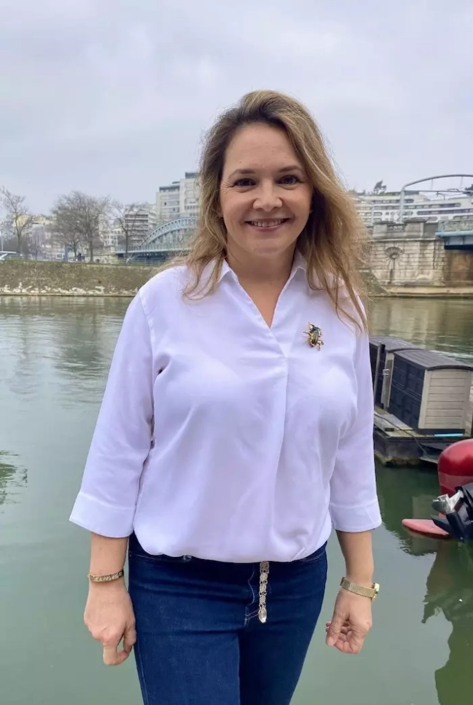 elisabeth weis-paris yacht marina