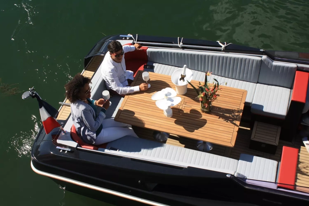 location petits bateaux paris